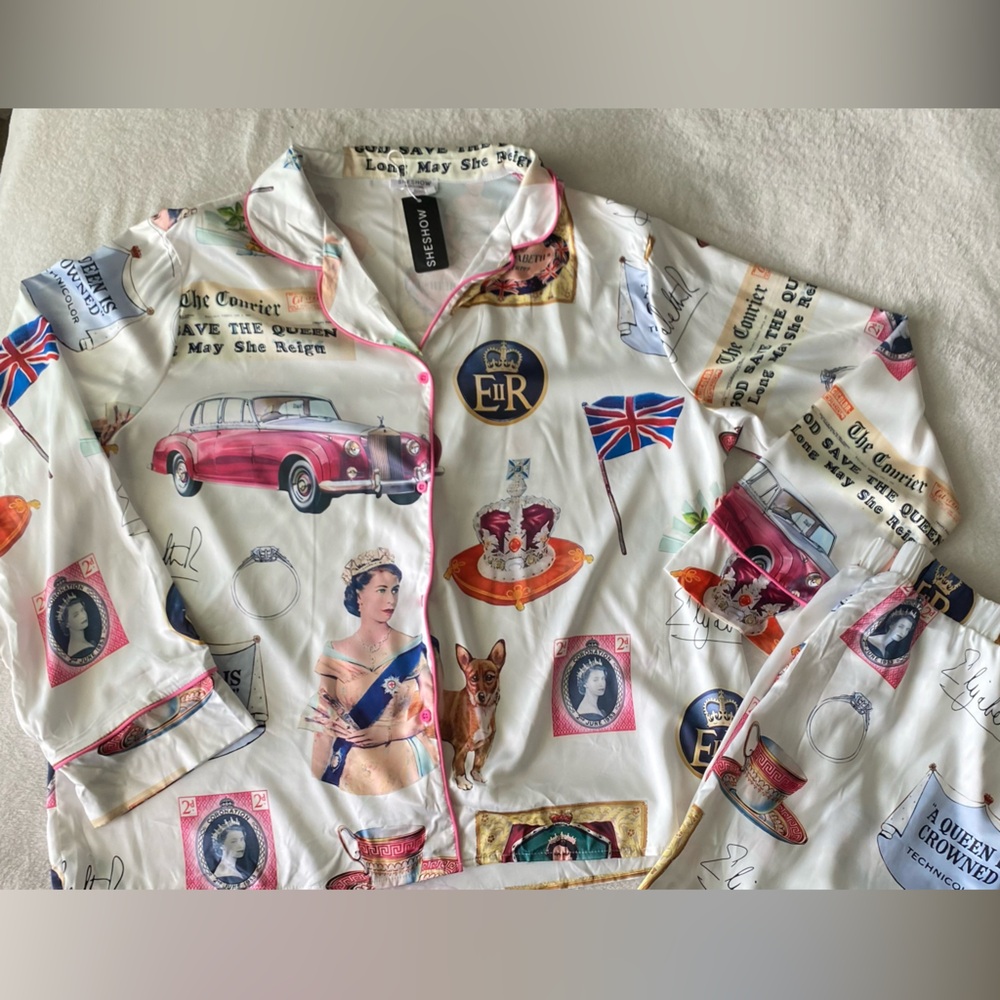 SheShow Queen Elizabeth II Vintage Pajama Set size XXL new with Tags - Picture 9 of 16